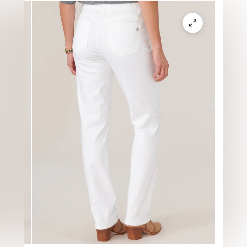 NWT DEMOCRACY: White Straight Leg Jeans …113 - Picture 3 of 14